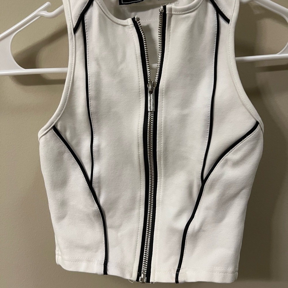 Maniere De Voir Crop Biker Top